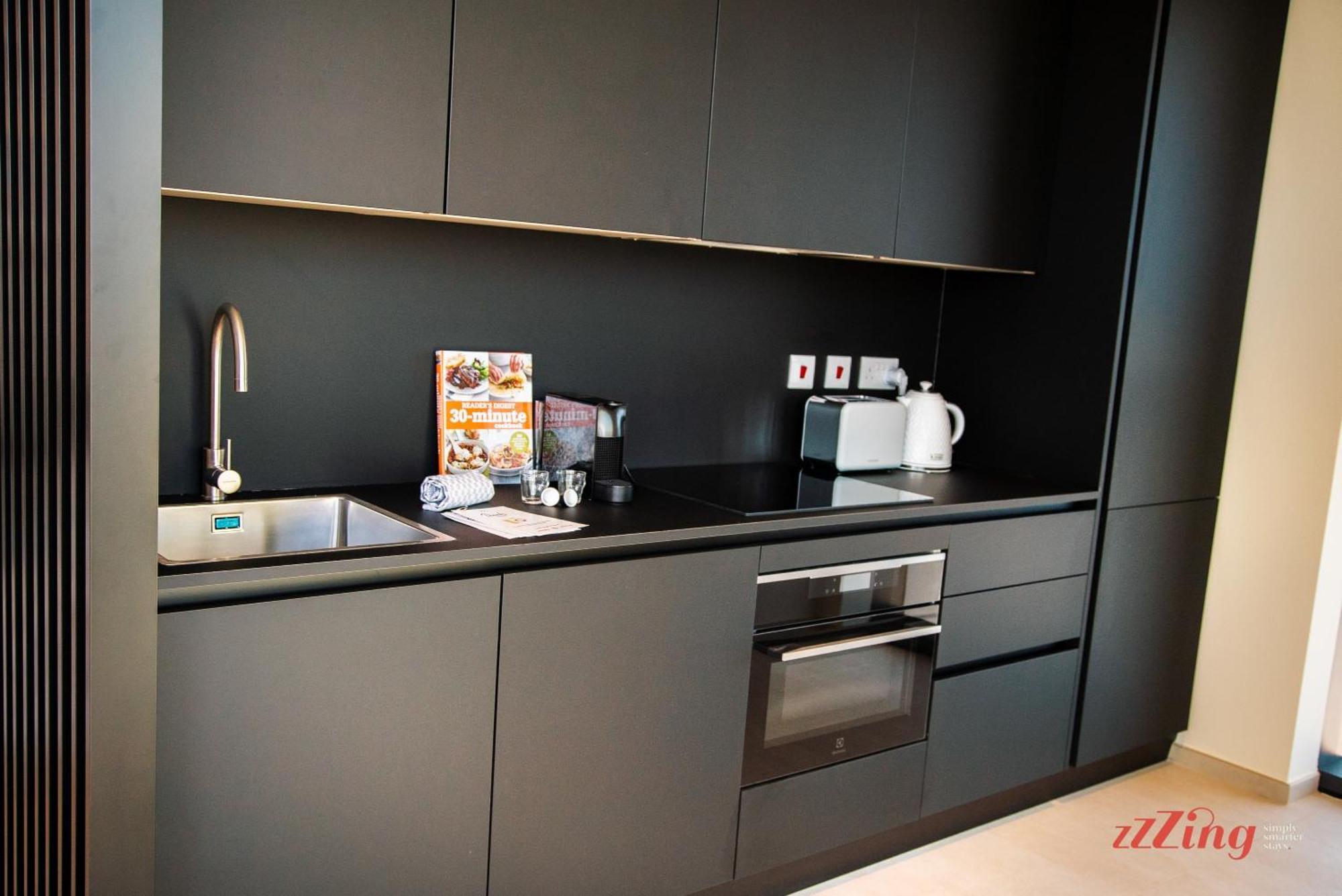 Your Luxury Retreat At Mercury Towers Apartment Saint Julian's