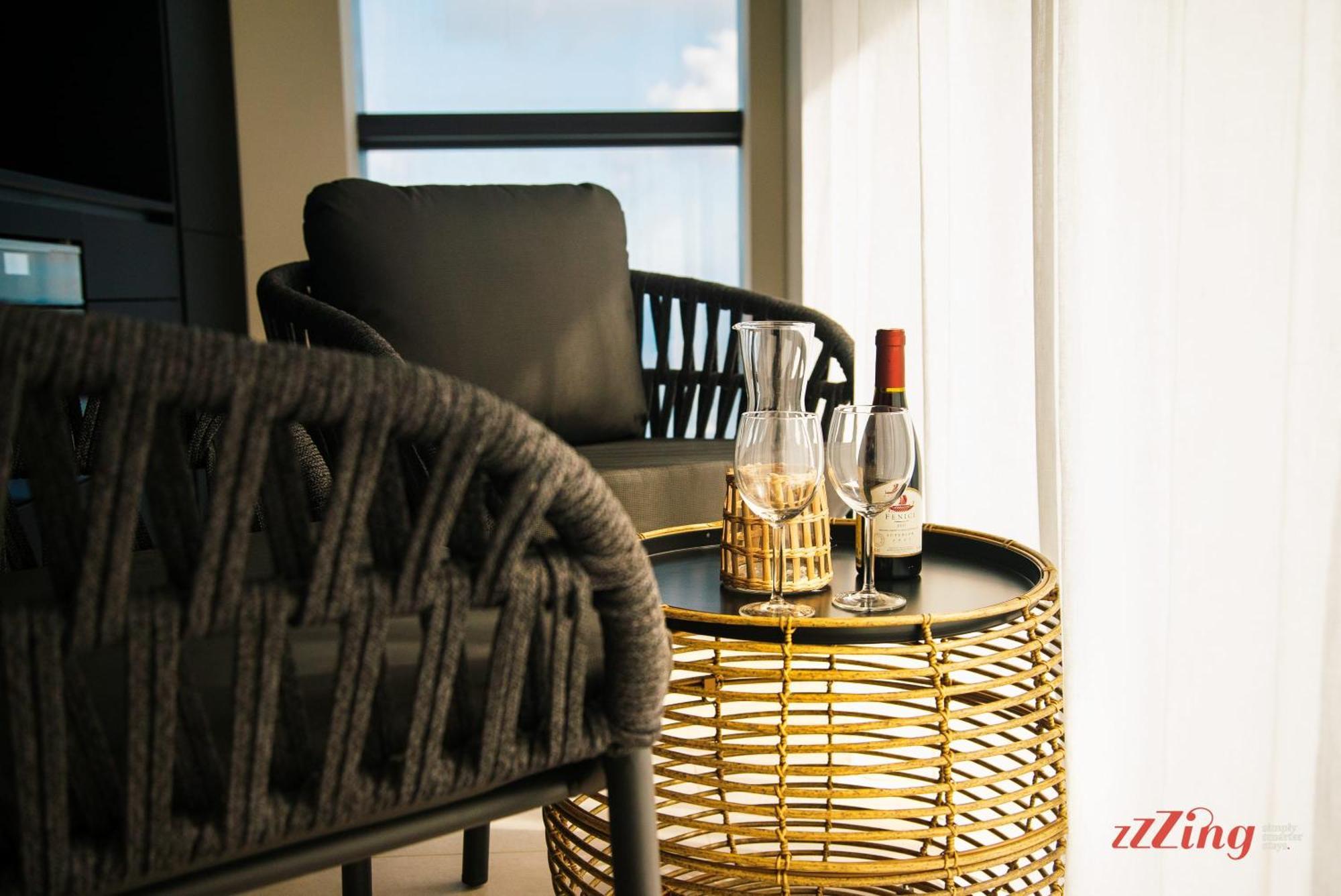 Your Luxury Retreat At Mercury Towers *